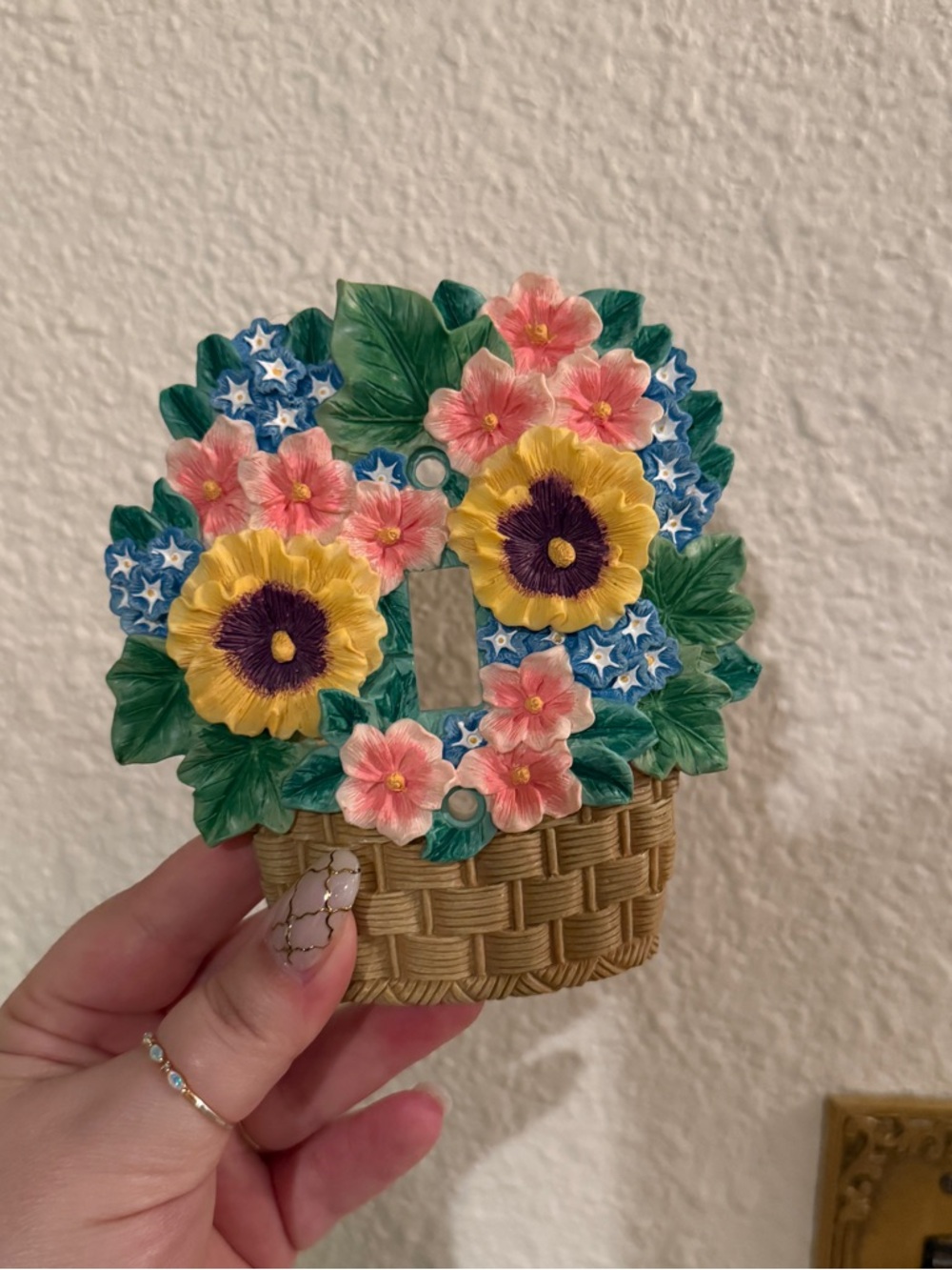 Vintage Floral Basket Light Switch Plate Cover